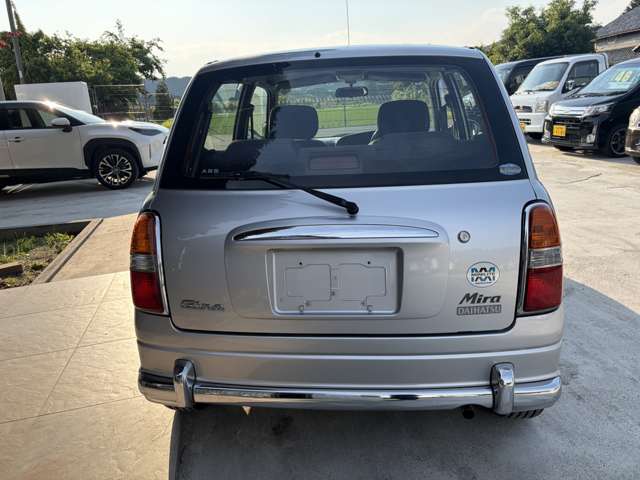 2001 Daihatsu Mira Gino – thumbnail 2