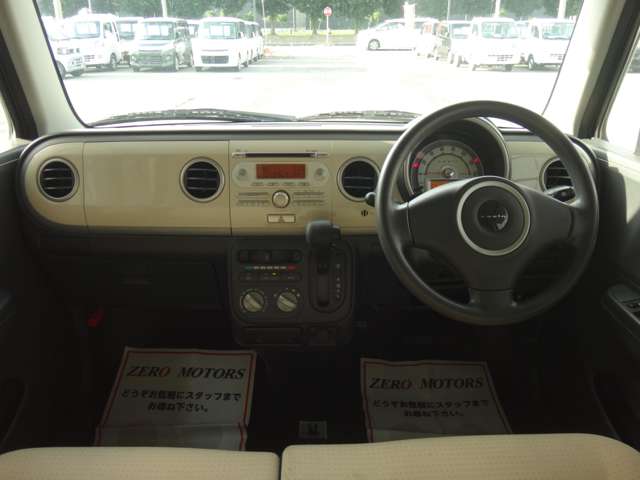 2010 Suzuki Alto Lapin – thumbnail 3