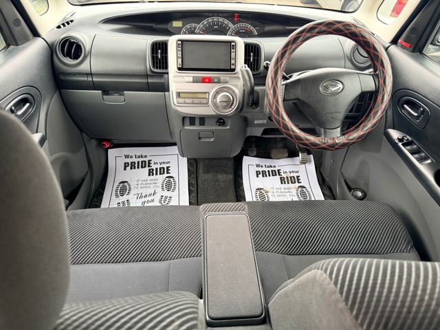 2009 Daihatsu Tanto – thumbnail 2