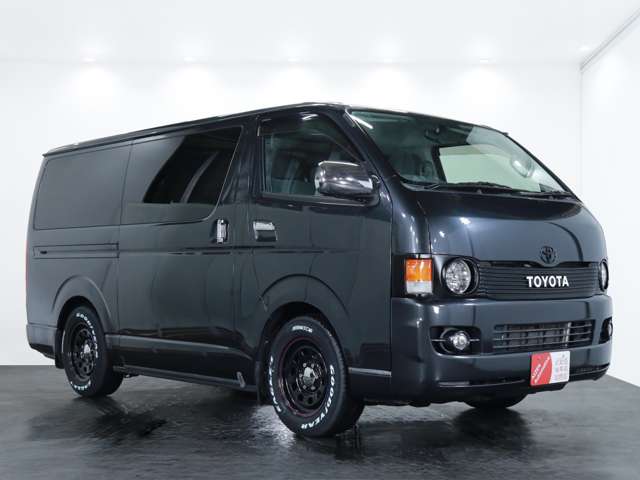2006 Toyota Hiace – thumbnail 4