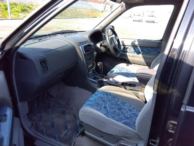 2000 Nissan Terrano – thumbnail 3