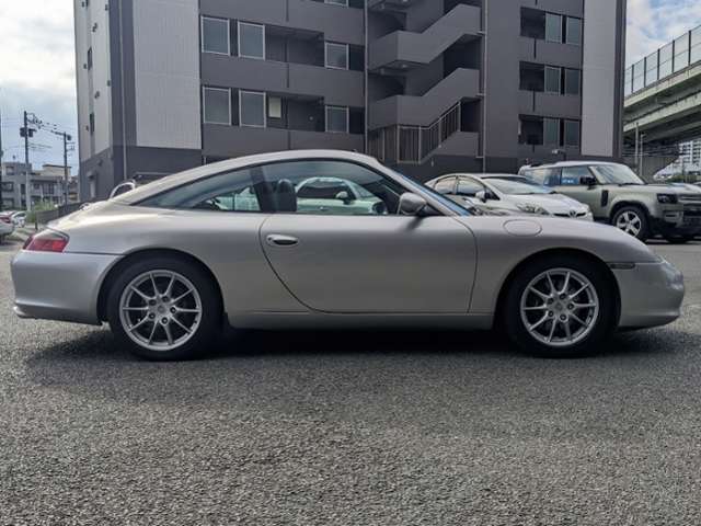 2002 Porsche 911 – thumbnail 2