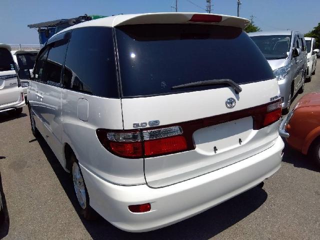 2001 Toyota Estima – thumbnail 2
