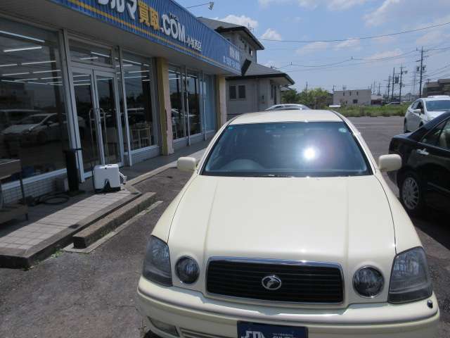 1999 Toyota Progres – thumbnail 3