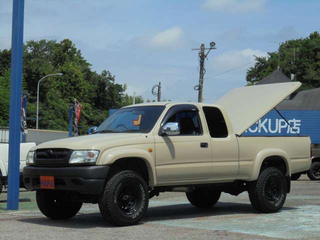 2001 Toyota Hilux – thumbnail 2