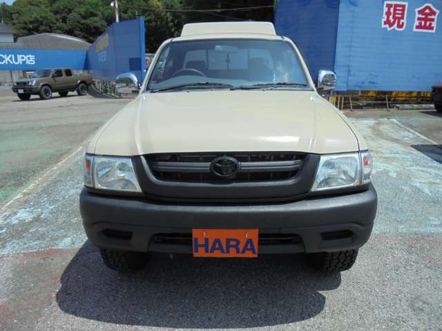 2001 Toyota Hilux – thumbnail 3