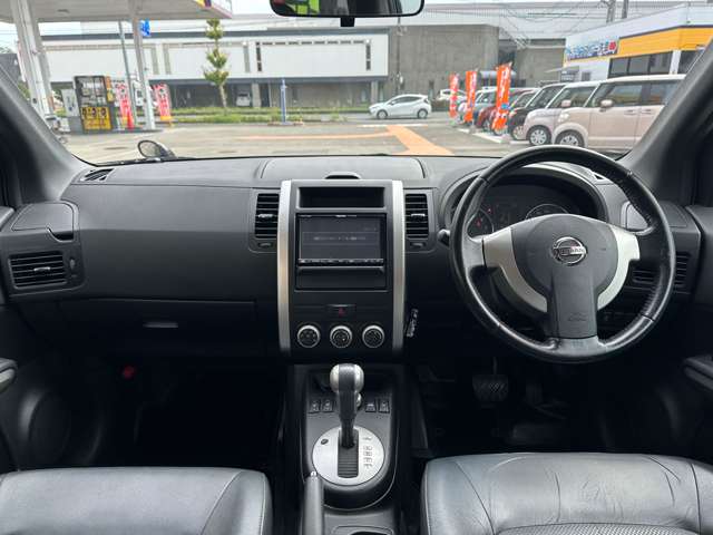 2010 Nissan X-Trail – thumbnail 3