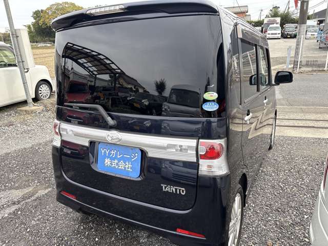 2009 Daihatsu Tanto – thumbnail 4