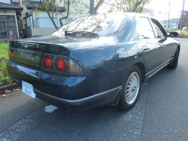 1994 Nissan Skyline – thumbnail 3