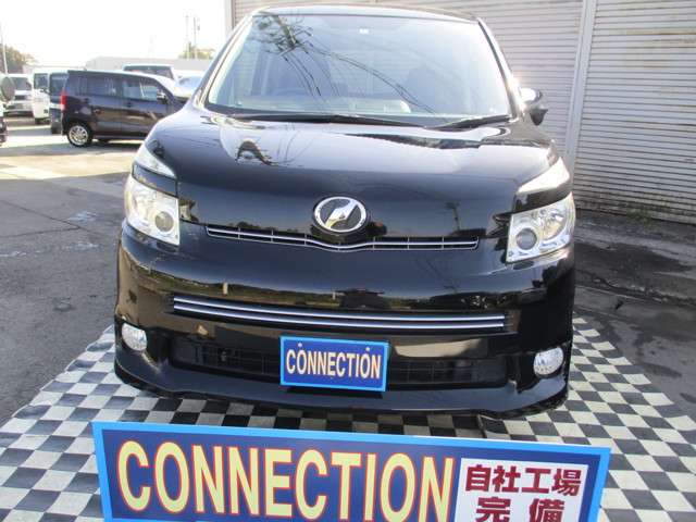 2009 Toyota Voxy – thumbnail 3