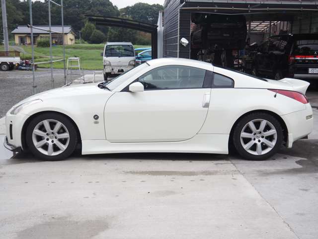 2004 Nissan Fairlady Z – thumbnail 3