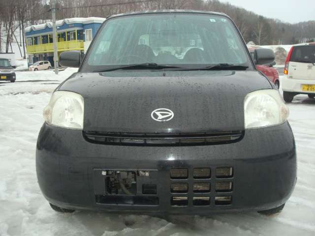 2009 Daihatsu Esse – thumbnail 2