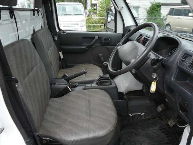 2010 Suzuki Carry – thumbnail 3