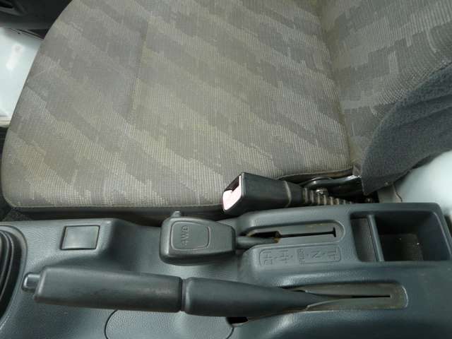 2010 Suzuki Carry – thumbnail 4