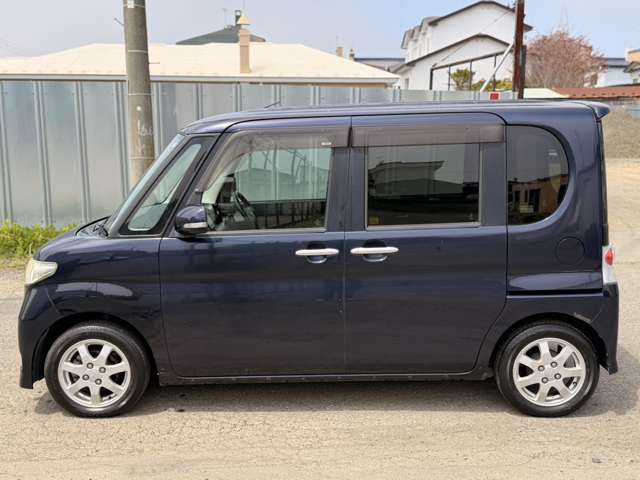 2009 Daihatsu Tanto – thumbnail 4