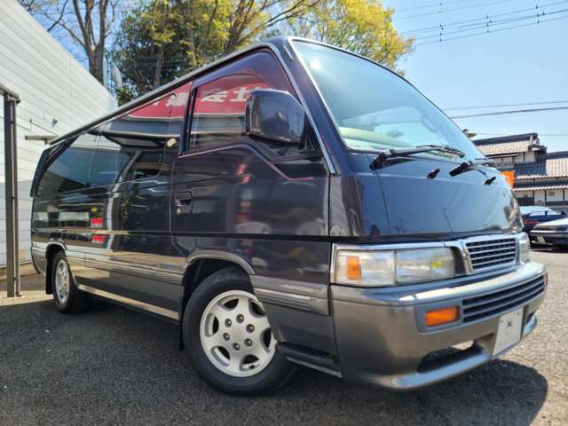 1992 Nissan Caravan Coach – thumbnail 3