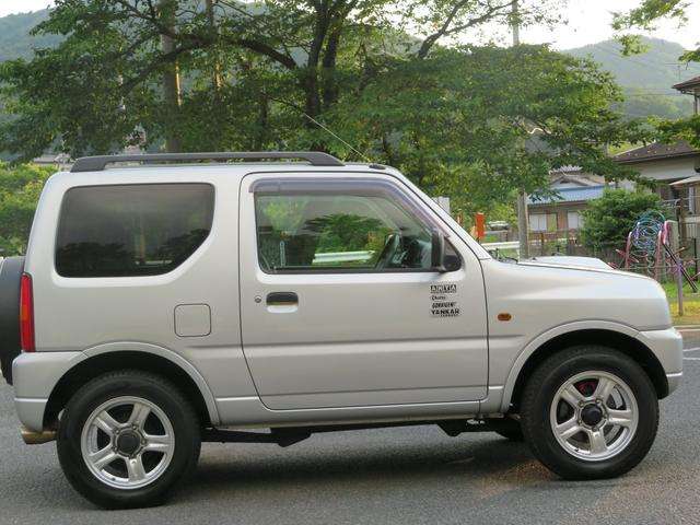 2000 Suzuki Jimny – thumbnail 4