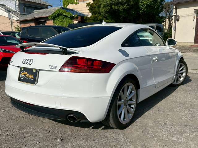 2011 Audi TT – thumbnail 4