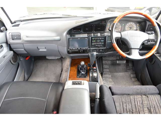 1994 Toyota Land Cruiser 80 – thumbnail 3