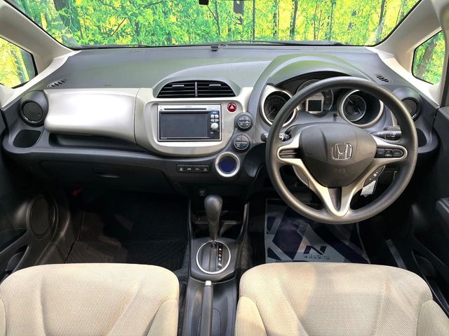 2011 Honda Fit Hybrid – thumbnail 2