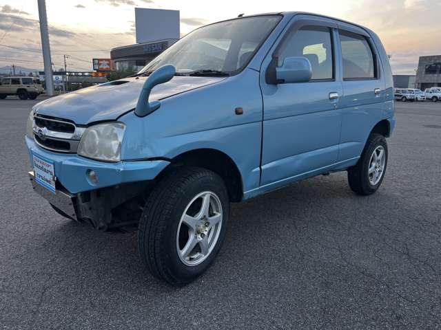 2010 Daihatsu Terios Kid – thumbnail 2