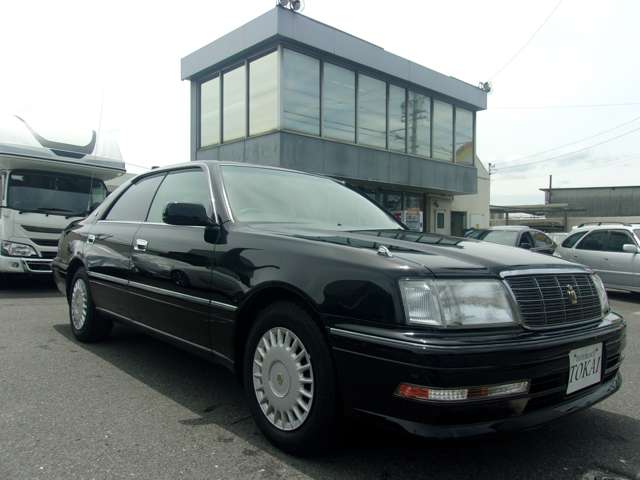 1997 Toyota Crown – thumbnail 3