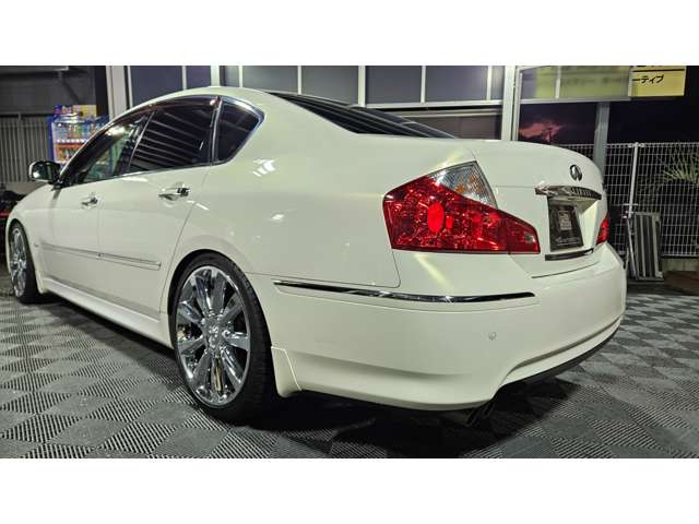 2008 Nissan Fuga – thumbnail 3