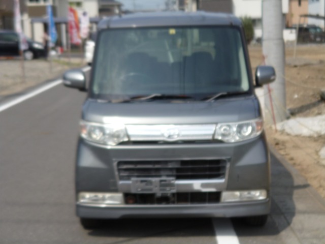 2009 Daihatsu Tanto – thumbnail 2