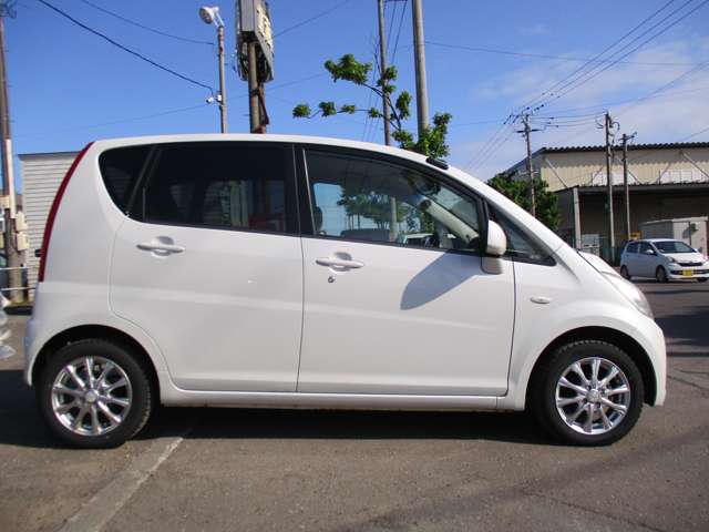 2010 Daihatsu Move – thumbnail 3