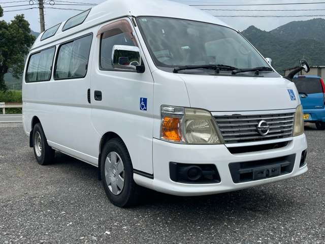 2009 Nissan Caravan – thumbnail 2