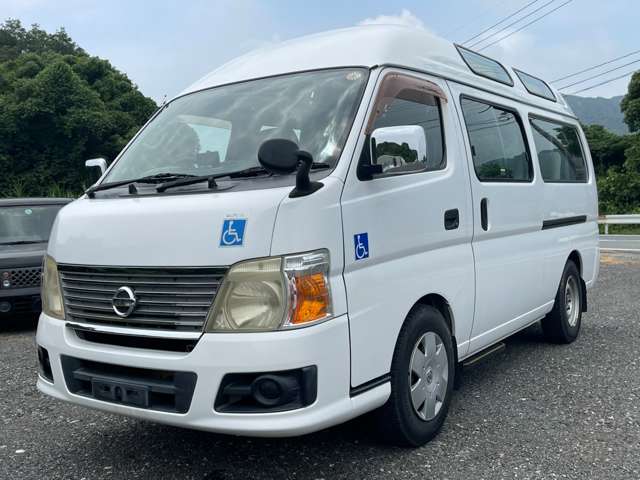 2009 Nissan Caravan – thumbnail 3