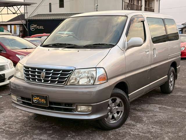 2001 Toyota Grand Hoace – thumbnail 3