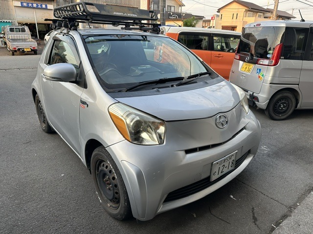 2010 Toyota iQ