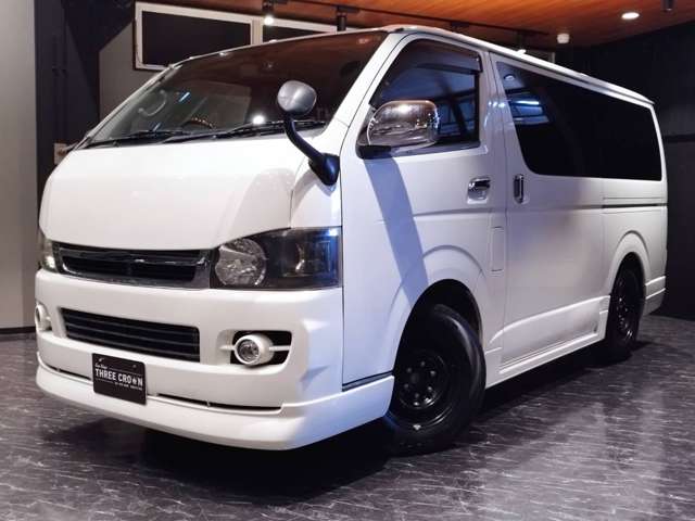 2008 Toyota Regius Ace – thumbnail 2