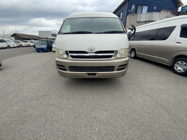 2005 Toyota Hiace