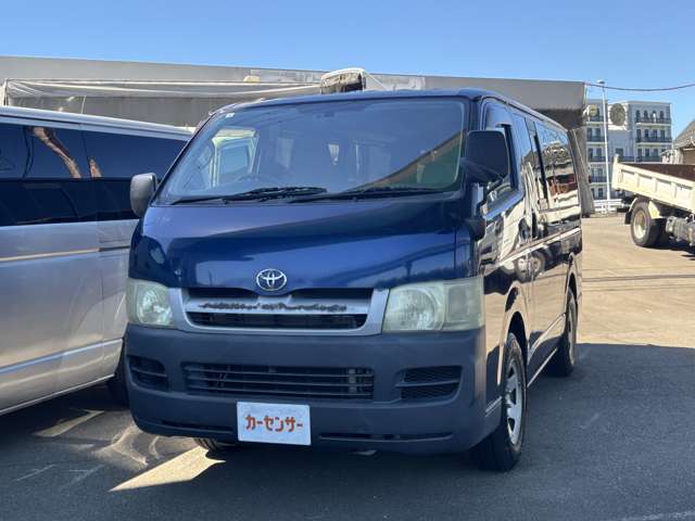 2005 Toyota Hiace – thumbnail 2
