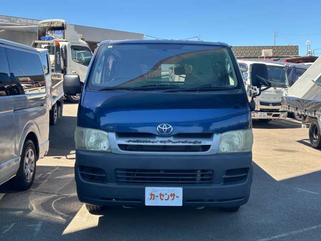 2005 Toyota Hiace – thumbnail 3