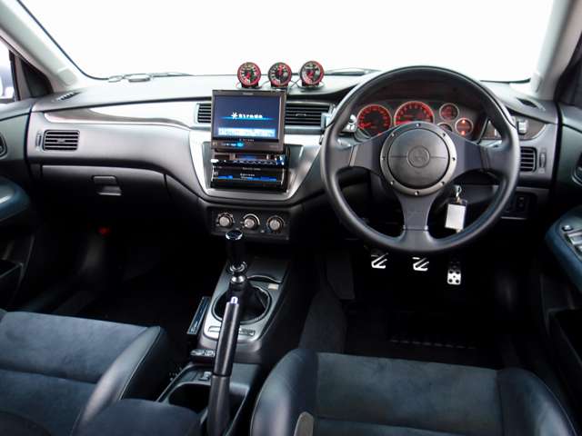 2006 Mitsubishi Lancer Evolution – thumbnail 3
