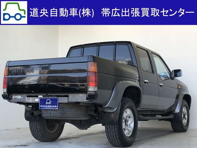 1996 Nissan Datsun – thumbnail 3