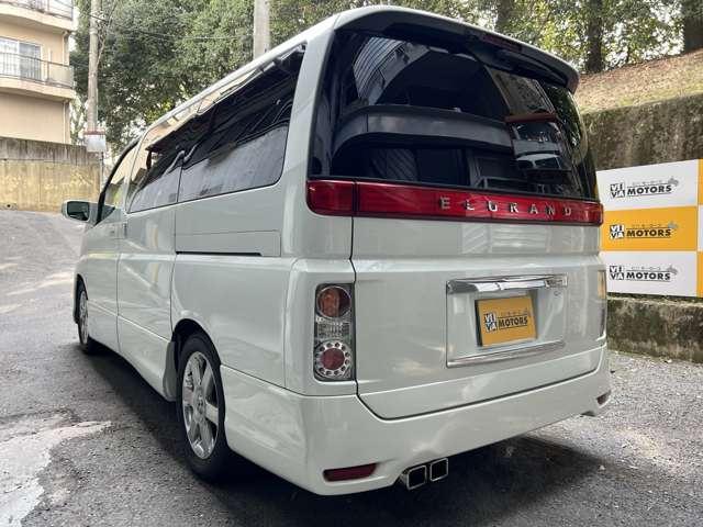 2008 Nissan Elgrand – thumbnail 3