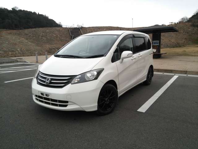 2008 Honda Freed – thumbnail 2