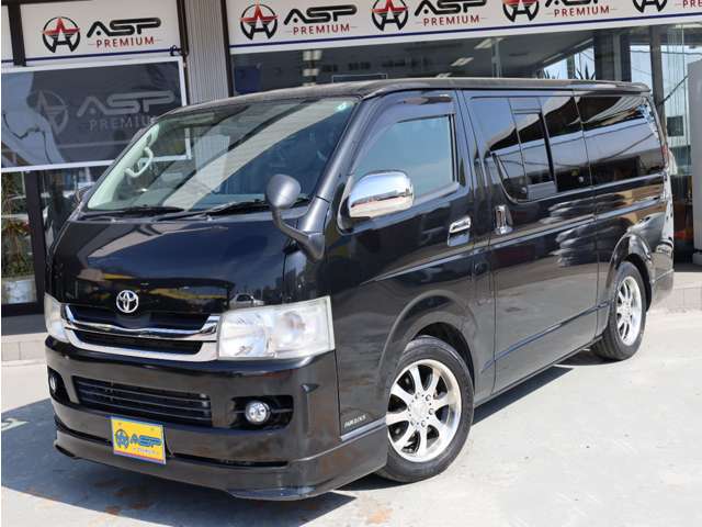 2008 Toyota Hiace – thumbnail 3