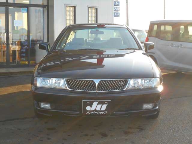 2002 Mitsubishi Diamante – thumbnail 2