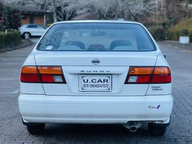 1997 Nissan Sunny – thumbnail 3
