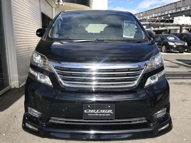 2010 Toyota Vellfire – thumbnail 2