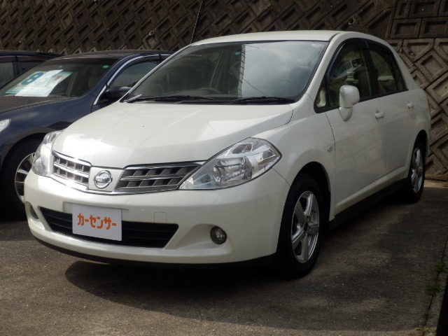 2009 Nissan Tiida Latio – thumbnail 4