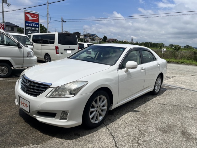 2008 Toyota Crown Royal