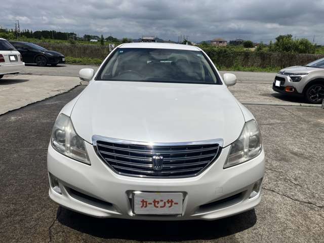 2008 Toyota Crown Royal – thumbnail 3