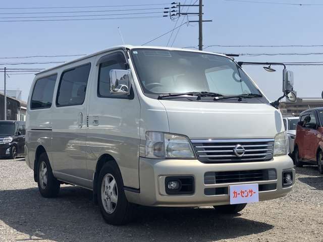 2005 Nissan Caravan Coach – thumbnail 3