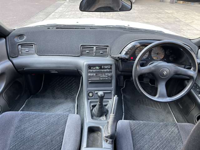 1992 Nissan Skyline Coupe – thumbnail 3